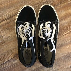Men’s Vans Old Skools